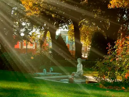 Yoga en Lleida Arya Tara